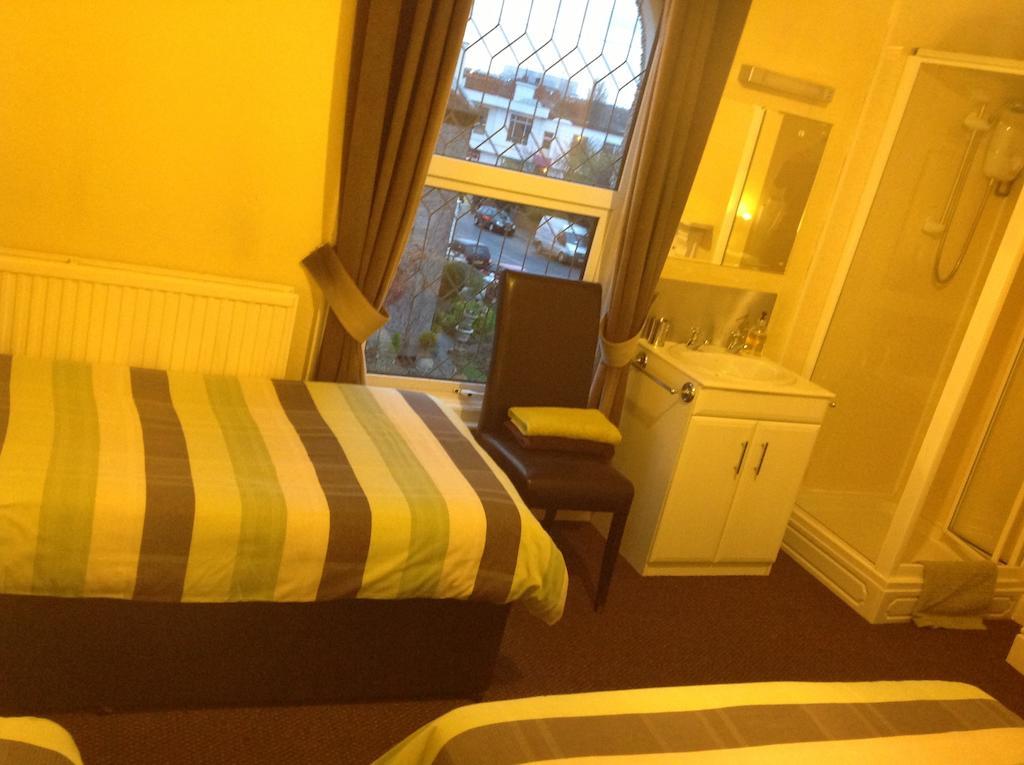 Albany Guest House คลีทอร์ปส์ ห้อง รูปภาพ
